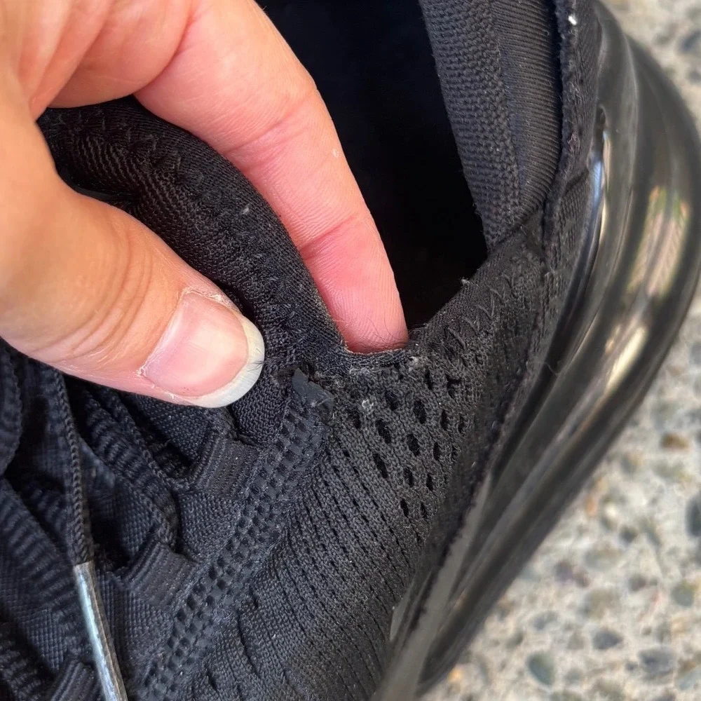 Nike Air Max 270 Women's Triple Black Sneakers AH6789-006 Size 9.5 Running Shoes